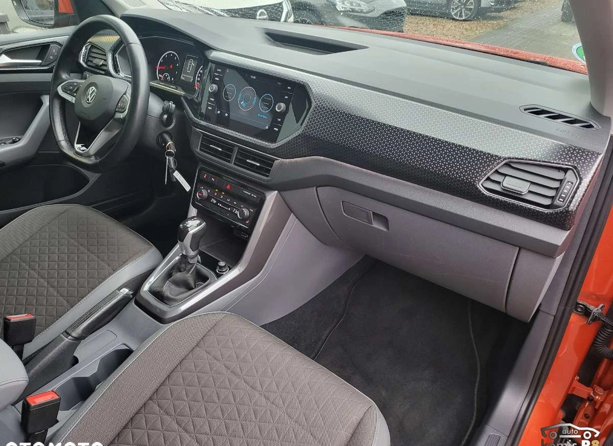 Volkswagen T-Cross cena 76900 przebieg: 41914, rok produkcji 2019 z Podkowa Leśna małe 631